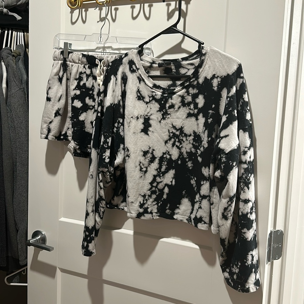 Vici dolls — medium — tye dye set 🩷🩷
